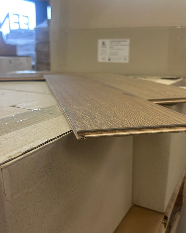 Stabparkett Markant/Rustikal Havanna geölt 140 mm breit 2-Schichtparkett