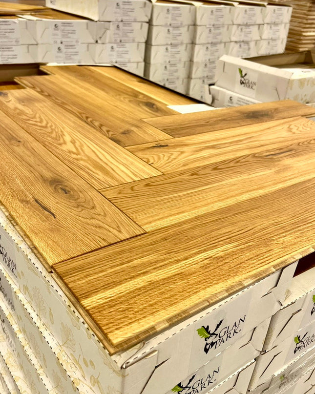 Stabparkett Eiche Rustikal Pure geölt 137 mm breit 3-Schichtparkett