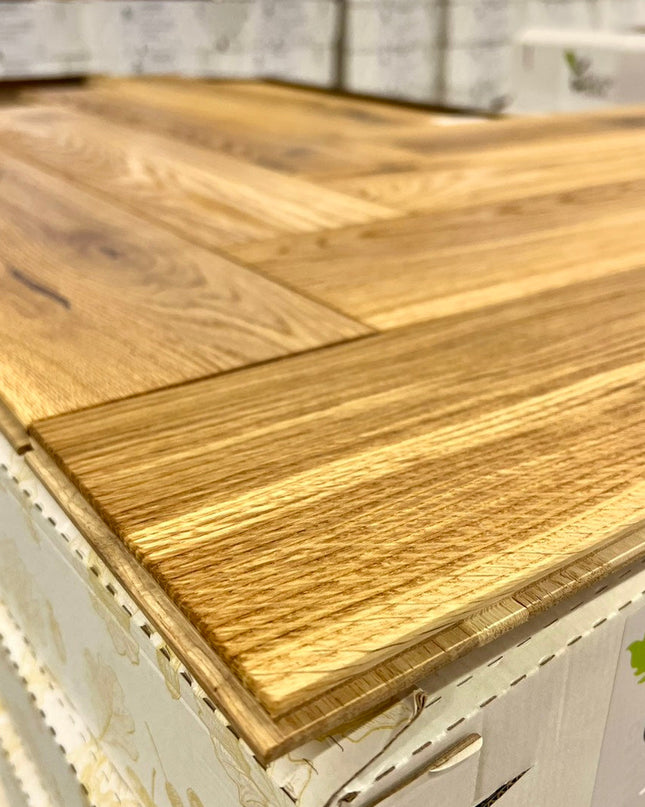 Stabparkett Eiche Rustikal Pure geölt 137 mm breit 3-Schichtparkett