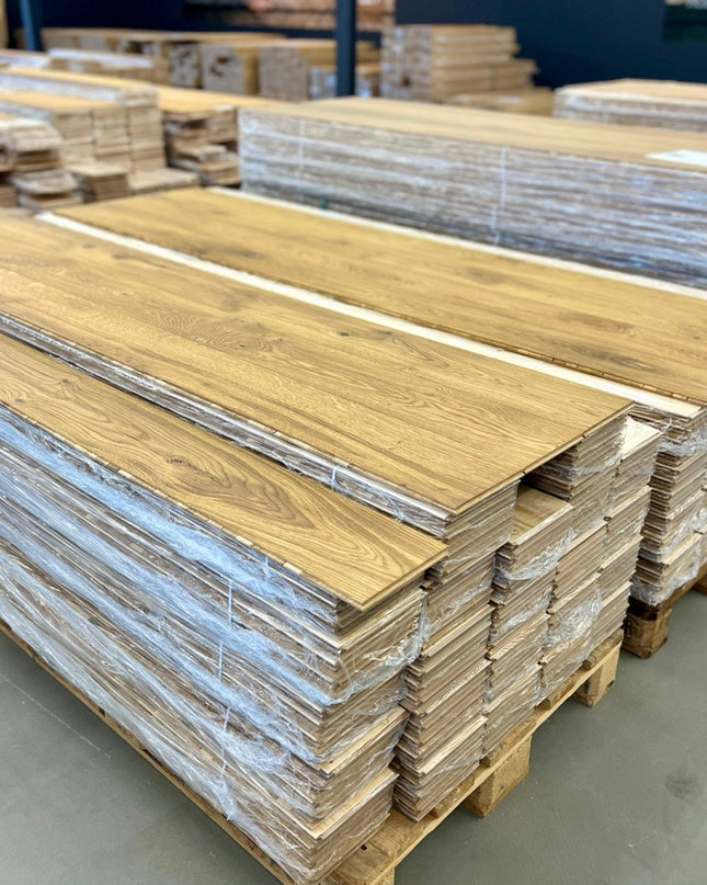 Landhausdiele Rustikal Smoked Oak geölt 160 mm breit - 3-Schichtparkett