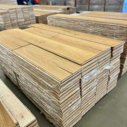 Landhausdiele Glanwood Pure geölt 220 mm breit- 2-Schichtparkett