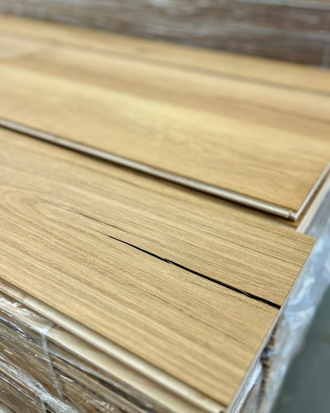 Landhausdiele Glanwood Pure geölt 220 mm breit- 2-Schichtparkett