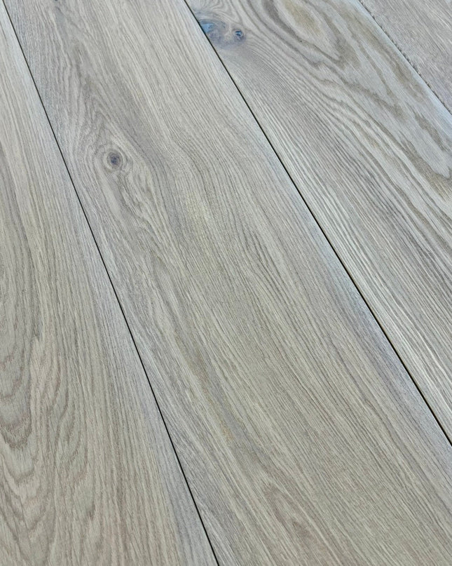 Landhausdiele Elegant/Natur Natural geölt 180 mm breit- 2-Schichtparkett