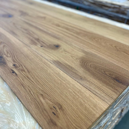 Landhausdiele Markant Crudo geölt 180 mm breit - 3-Schichtparkett