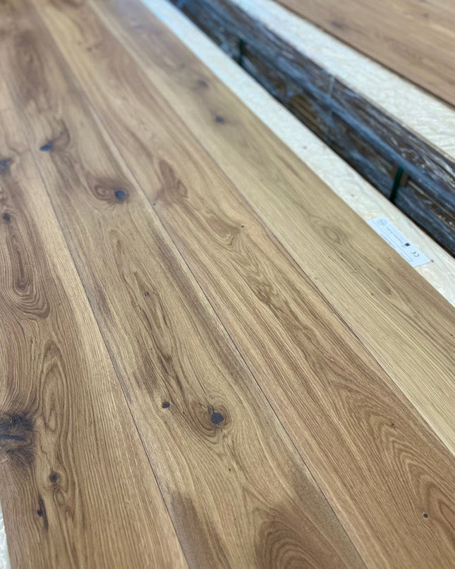 Landhausdiele Markant Crudo geölt 180 mm breit - 3-Schichtparkett