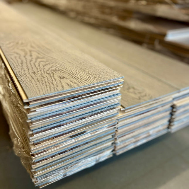 Landhausdiele Rustikal Morning Mist geölt 180 mm breit - 2-Schichtparkett