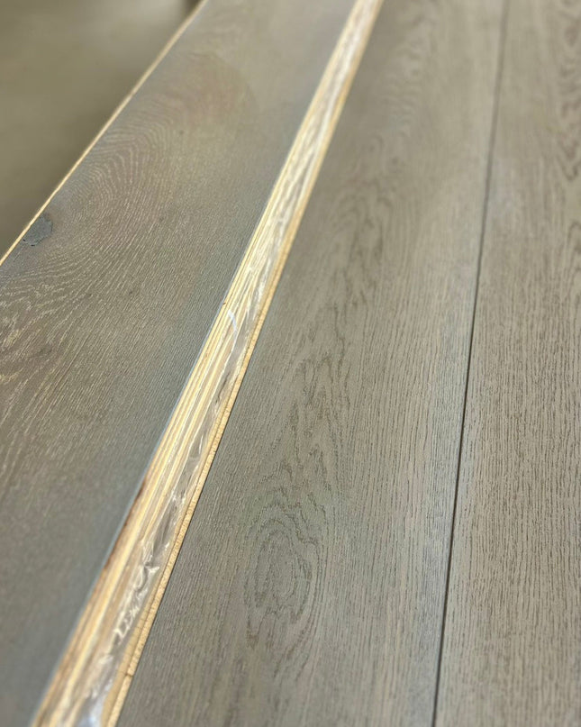 Landhausdiele Rustikal Morning Mist geölt 180 mm breit - 2-Schichtparkett