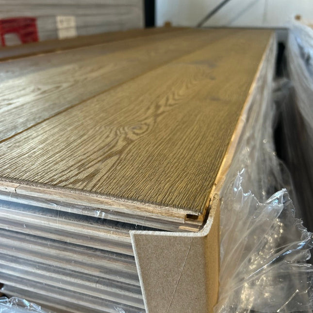 Landhausdiele Markant Olive geölt 180 mm breit -3-Schichtparkett