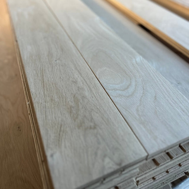 Landhausdiele Elegant/Natur Rohware geölt 130 mm breit- Massivholzdiele