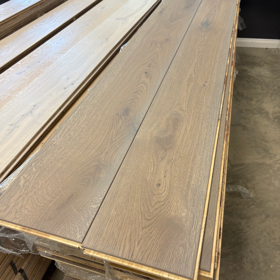 Landhausdiele Rustikal Vanilla geölt 180 mm breit - 2-Schichtparkett