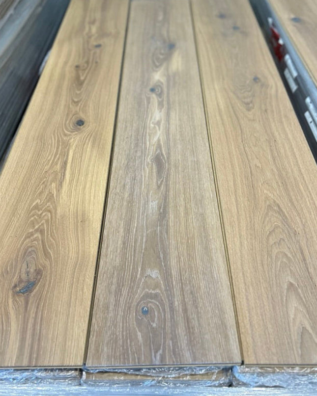 Landhausdiele Markant White 5% geölt 260 mm breit - 2-Schichtparket