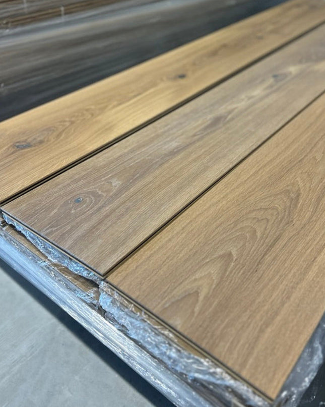 Landhausdiele Markant White 5% geölt 260 mm breit - 2-Schichtparket
