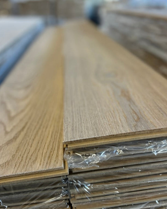 Landhausdiele Natural White geölt 220 mm breit - 2-Schichtparkett