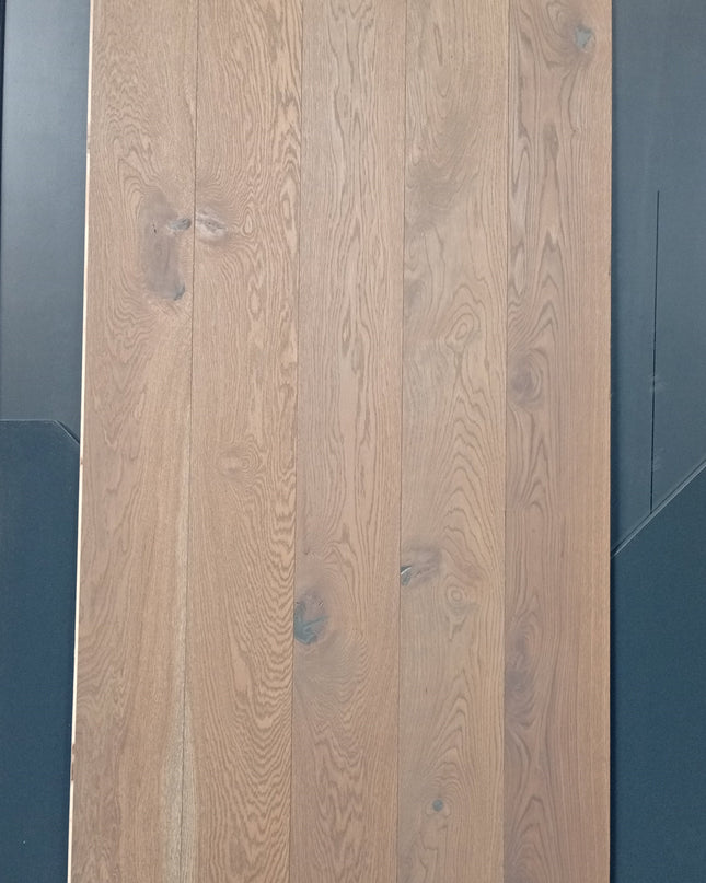 Landhausdiele Eiche Ash Grey geölt 220 mm breit - 2-Schichtparkett