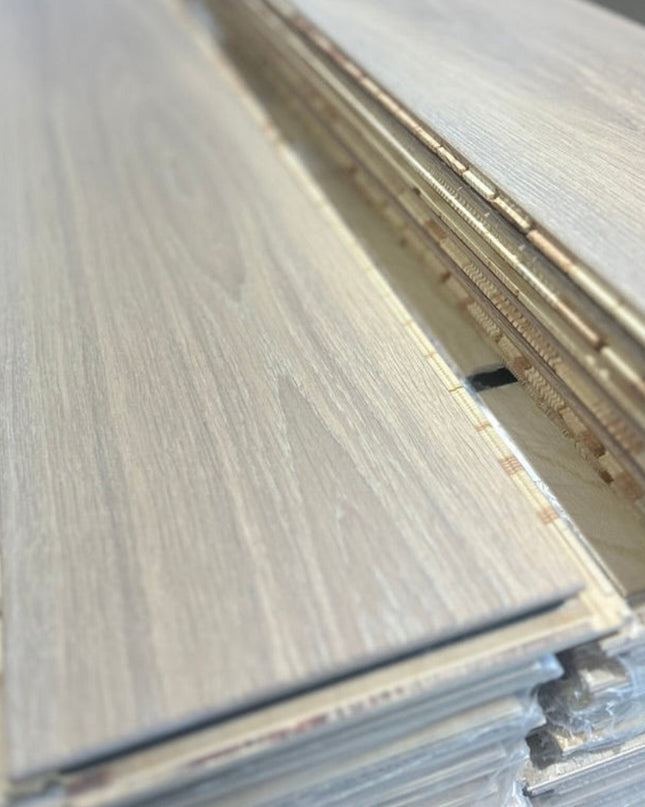 Landhausdiele Natur White geölt 190 mm breit- 3-Schichtparkett