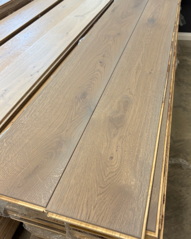 Landhausdiele Rustikal Vanilla geölt 180 mm breit - 2-Schichtparkett