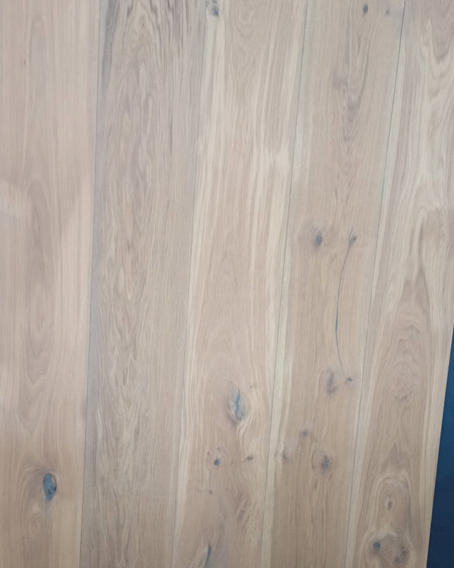 Landhausdiele Eiche Rustikal Vanilla geölt 220 mm breit- 2-Schichtparkett